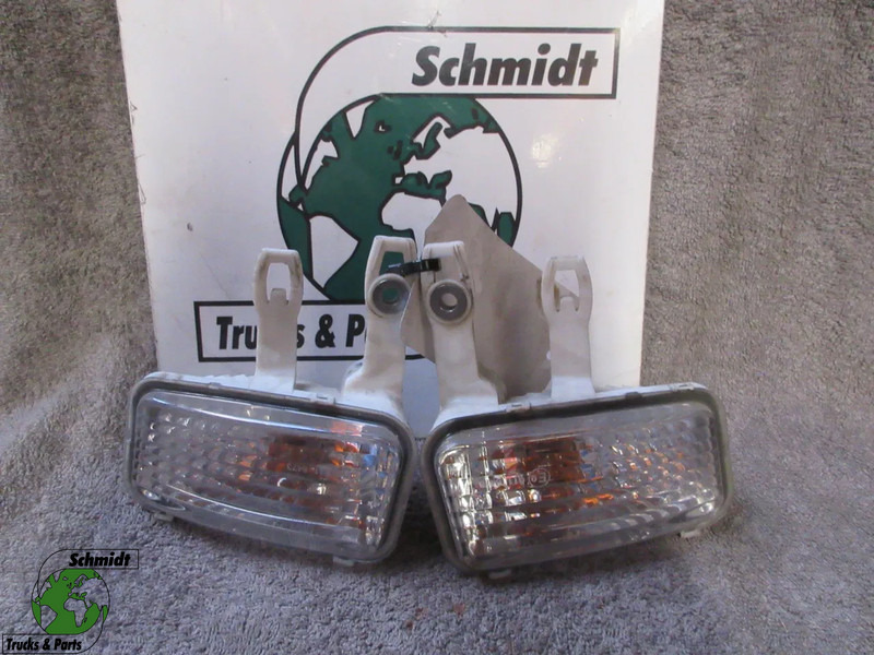 MAN 81.25320-6122 KNIPERLICHT RECHTS EN LINKS MAN TGM TGL EURO 6 - Pisca para Camião: foto 1 MAN 81.25320-6122 KNIPERLICHT RECHTS EN LINKS MAN TGM TGL EURO 6 - Pisca para Camião: foto 1