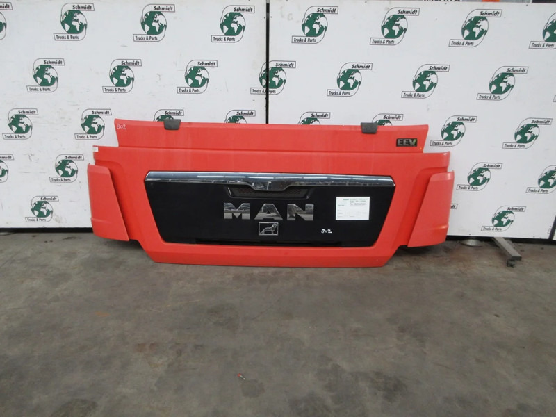 MAN 81.61110-6041//81.61110-6076 VOOR GRILL MAN TGX EURO 5 - Grade radiador para Camião: foto 3 MAN 81.61110-6041//81.61110-6076 VOOR GRILL MAN TGX EURO 5 - Grade radiador para Camião: foto 3