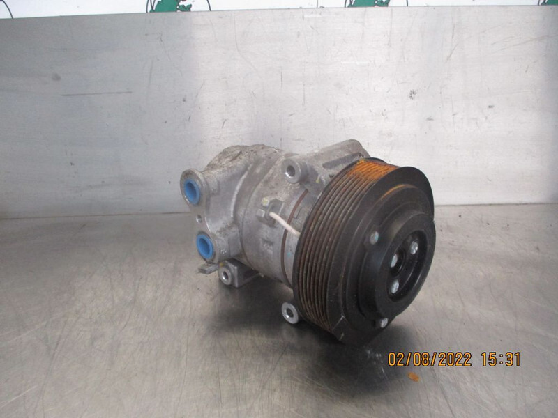 Mercedes-Benz A 004 230 28 11 AIRCO POMP MP 4 MODEL 2021 - Peça de ar condicionado para Camião: foto 2 Mercedes-Benz A 004 230 28 11 AIRCO POMP MP 4 MODEL 2021 - Peça de ar condicionado para Camião: foto 2