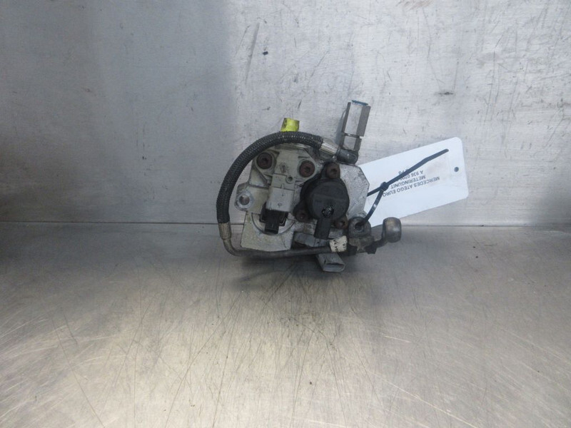 Mercedes-Benz A 936 070 02 55 DOSSERMODULE OM936LA EURO 6 - Motor e peças para Camião: foto 2 Mercedes-Benz A 936 070 02 55 DOSSERMODULE OM936LA EURO 6 - Motor e peças para Camião: foto 2