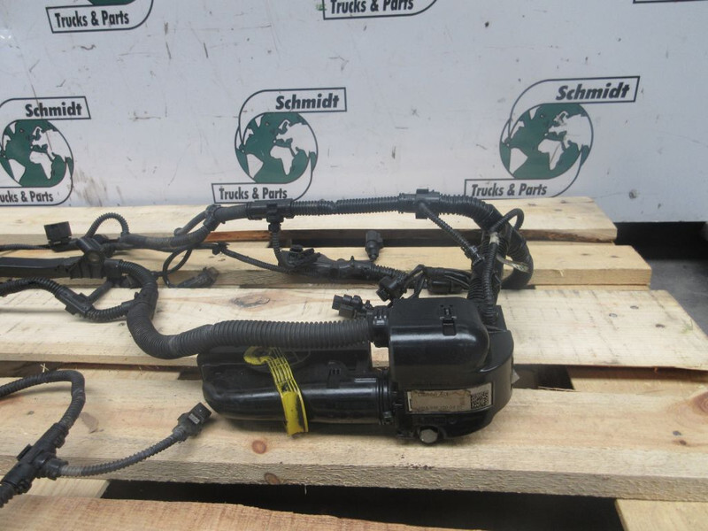 Mercedes-Benz A 936 150 41 33 MOTOR KABELBOOM MERCEDES OM936LA EURO 6 - Motor e peças para Camião: foto 3 Mercedes-Benz A 936 150 41 33 MOTOR KABELBOOM MERCEDES OM936LA EURO 6 - Motor e peças para Camião: foto 3
