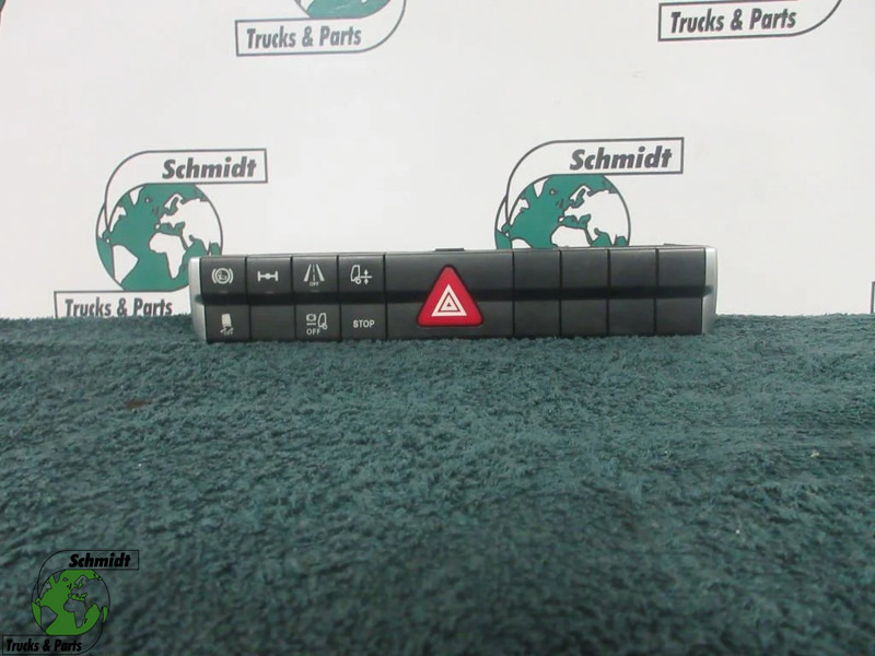 Mercedes-Benz A 960 446 14 23 SCHAKELPANEEL ACTROS MP4 EURO 6 - Sistema elétrico para Camião: foto 1 Mercedes-Benz A 960 446 14 23 SCHAKELPANEEL ACTROS MP4 EURO 6 - Sistema elétrico para Camião: foto 1