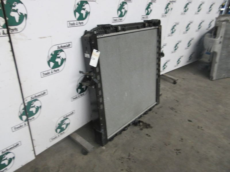 Mercedes-Benz A 960 500 08 01// A 960 500 00 02 RADIATEUR EURO 6 EURO 6 - Radiador para Camião: foto 3 Mercedes-Benz A 960 500 08 01// A 960 500 00 02 RADIATEUR EURO 6 EURO 6 - Radiador para Camião: foto 3