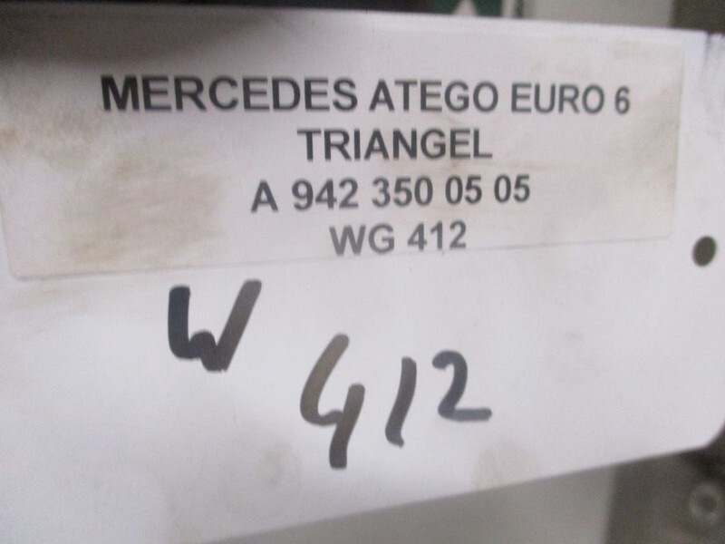 Mercedes-Benz ATEGO A 942 350 05 05 TRIANGEL EURO 6 - Barra em V para Camião: foto 2 Mercedes-Benz ATEGO A 942 350 05 05 TRIANGEL EURO 6 - Barra em V para Camião: foto 2