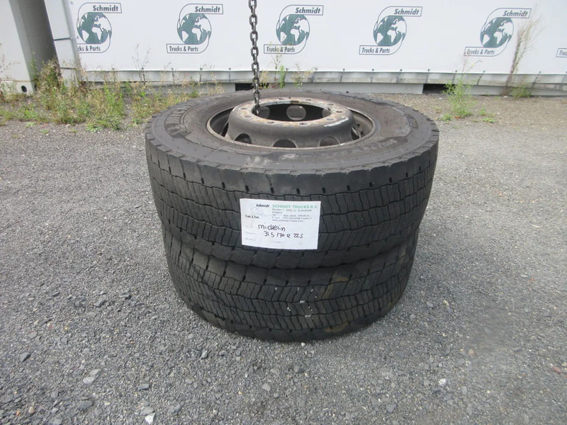 Michelin 315/70R22.5 // 2 X ACHTER BAND MET STAAL WIEL - Pneu para Camião: foto 3 Michelin 315/70R22.5 // 2 X ACHTER BAND MET STAAL WIEL - Pneu para Camião: foto 3