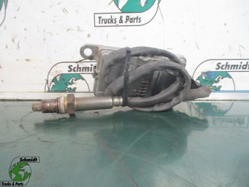 Renault 22827993 NOX SENSOR T 460 - Sistema de combustível para Camião: foto 1 Renault 22827993 NOX SENSOR T 460 - Sistema de combustível para Camião: foto 1