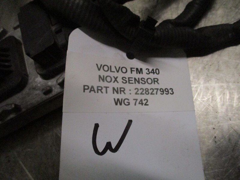 Renault 22827993 NOX SENSOR T 460 - Sistema de combustível para Camião: foto 3 Renault 22827993 NOX SENSOR T 460 - Sistema de combustível para Camião: foto 3