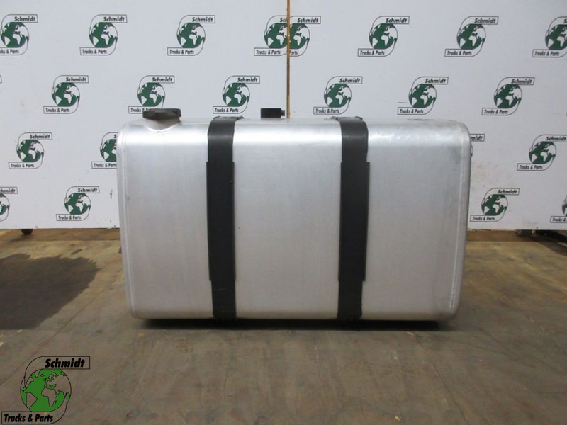 Renault MAGNUM 2012 EURO 5 110X70X70 - Tanque de combustível para Camião: foto 1 Renault MAGNUM 2012 EURO 5 110X70X70 - Tanque de combustível para Camião: foto 1