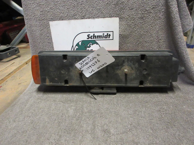 Scania 1792376 // 1792375 //ACHTERLAMP SCANIA R 450 EURO 6 RECHTS & LINKS - Farol traseiros para Camião: foto 3 Scania 1792376 // 1792375 //ACHTERLAMP SCANIA R 450 EURO 6 RECHTS & LINKS - Farol traseiros para Camião: foto 3