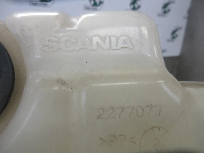 Scania 2277077 SCANIA S 450 NGS Expansiereservoir MODEL 2021 - Tanque de expansão para Camião: foto 3 Scania 2277077 SCANIA S 450 NGS Expansiereservoir MODEL 2021 - Tanque de expansão para Camião: foto 3