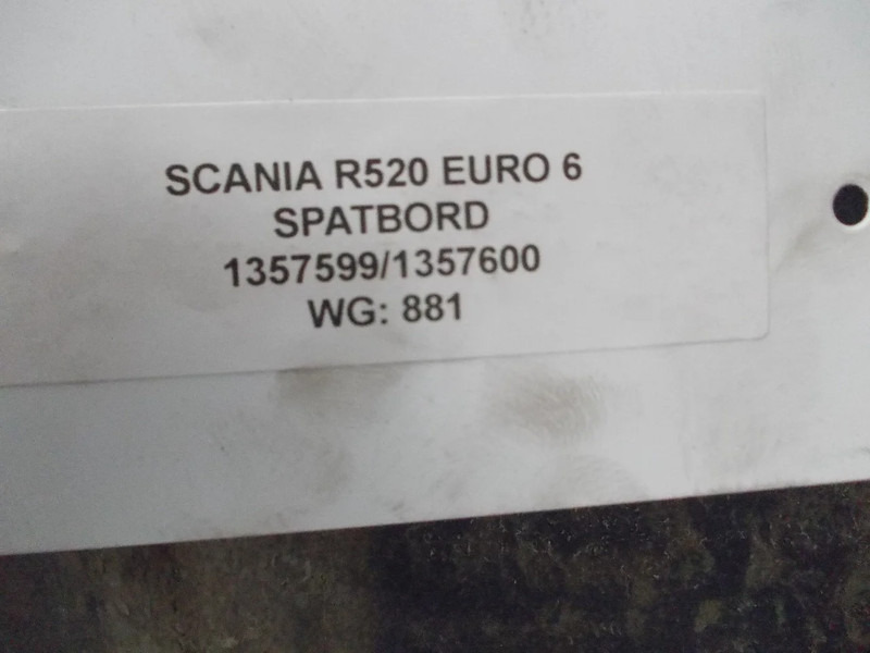 Scania R520 1357599/1357600 SPATBORD EURO 6 - Carroceria e exterior para Camião: foto 3 Scania R520 1357599/1357600 SPATBORD EURO 6 - Carroceria e exterior para Camião: foto 3