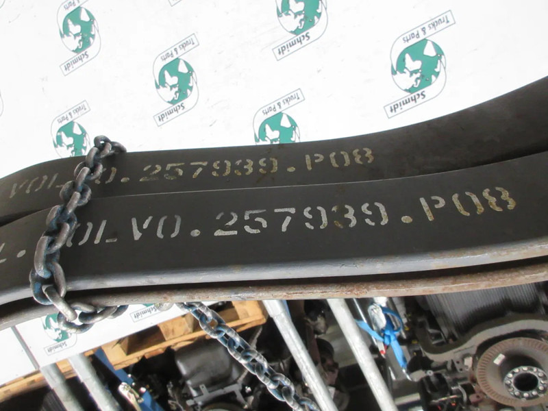 Volvo 21317135 // 21347136 VOORVEER RECHTS EN LINKS VOLVO FM EURO 6 - Suspensão de molas/ Suspensão de lâminas para Camião: foto 5 Volvo 21317135 // 21347136 VOORVEER RECHTS EN LINKS VOLVO FM EURO 6 - Suspensão de molas/ Suspensão de lâminas para Camião: foto 5