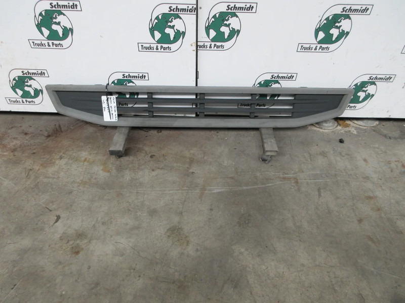 Volvo 82208512 GRILL VOLVO FH 460 EURO 6 - Grade radiador para Camião: foto 2 Volvo 82208512 GRILL VOLVO FH 460 EURO 6 - Grade radiador para Camião: foto 2