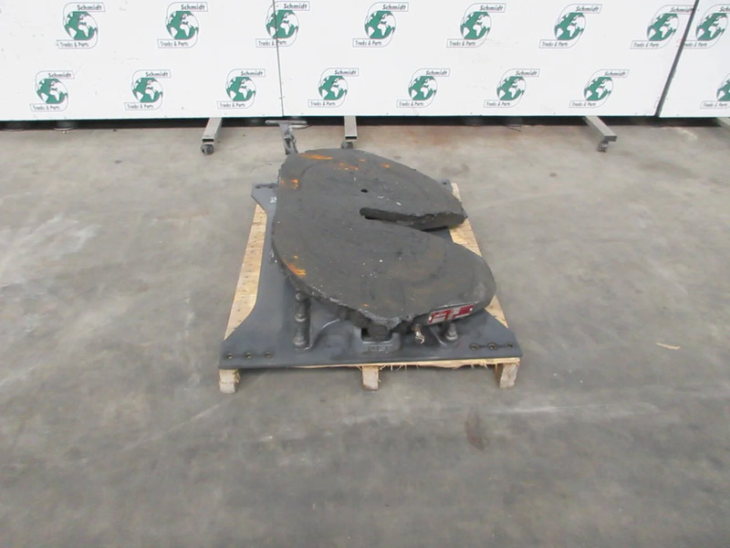 Jost JOST JSK 40 D 152 G50-X RENAULT T 520 JOST JSK 40 D 152 G50-X RENAULT T 520 MODEL 2018 EURO 6 - Quinta-roda para Camião: foto 2 Jost JOST JSK 40 D 152 G50-X RENAULT T 520 JOST JSK 40 D 152 G50-X RENAULT T 520 MODEL 2018 EURO 6 - Quinta-roda para Camião: foto 2