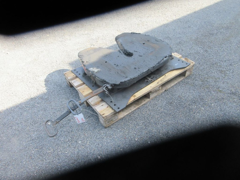 Jost JSK36D/ G50-X/D 152 JSK36D/ G50-X/D 152 RENAULT T 430 EURO 6 - Quinta-roda para Camião: foto 4 Jost JSK36D/ G50-X/D 152 JSK36D/ G50-X/D 152 RENAULT T 430 EURO 6 - Quinta-roda para Camião: foto 4