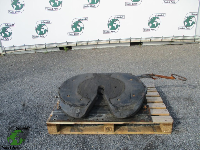 Jost JSK40 G50.X D 152 JSK40 G50.X D 152 DAF XF 106 EURO 6 - Quinta-roda para Camião: foto 1 Jost JSK40 G50.X D 152 JSK40 G50.X D 152 DAF XF 106 EURO 6 - Quinta-roda para Camião: foto 1