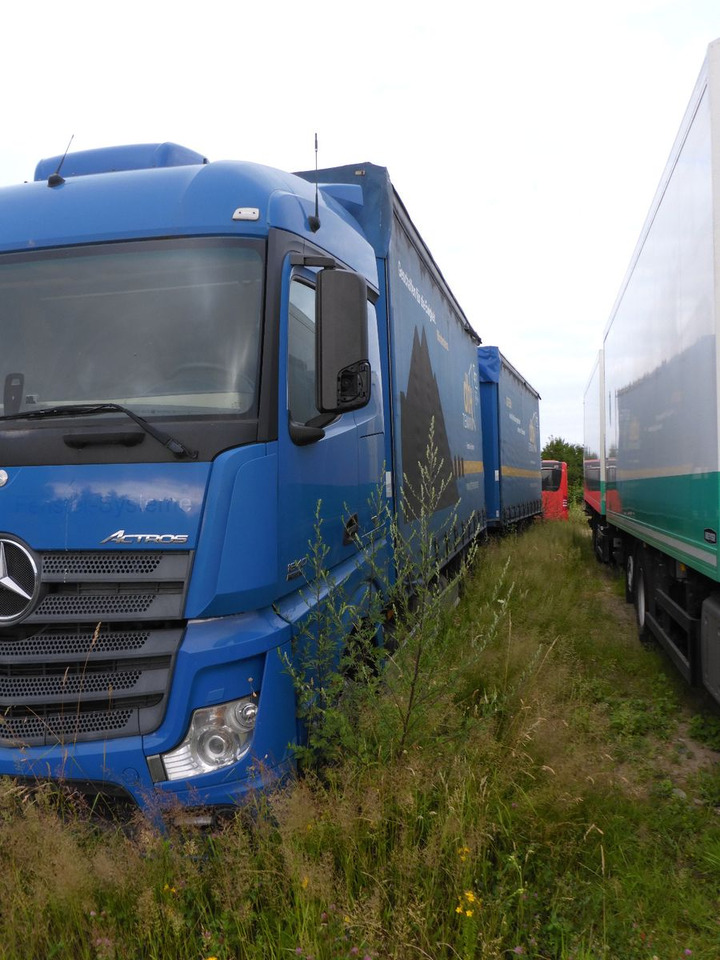 Mercedes-Benz 1840 Top Zustand 106 m3 Euro 6 + Anhänger - Camião de lona: foto 5 Mercedes-Benz 1840 Top Zustand 106 m3 Euro 6 + Anhänger - Camião de lona: foto 5