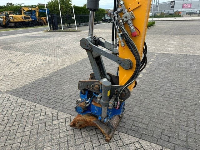 Escavadeira de rodas Liebherr A914 Rototilt: foto 11