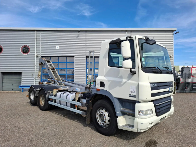 DAF CF85-410 / 6X2 / DEB / DALBY HOOK 15TON / AIRCO / ONLY:744381 KM / MANUAL / EURO-5 / 2012 - Camião polibenne: foto 4 DAF CF85-410 / 6X2 / DEB / DALBY HOOK 15TON / AIRCO / ONLY:744381 KM / MANUAL / EURO-5 / 2012 - Camião polibenne: foto 4