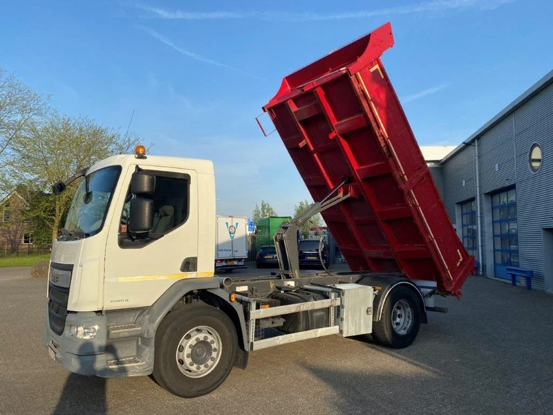 DAF LF310 / MAREL TIPPER / TUV:09-08-2024 / ONLY:145335 KM / MANUAL / EURO-6 / 2016 - Camião basculante: foto 2 DAF LF310 / MAREL TIPPER / TUV:09-08-2024 / ONLY:145335 KM / MANUAL / EURO-6 / 2016 - Camião basculante: foto 2