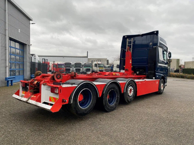 DAF XF106-530 8X2 / AJK HOOKLIFT 25000KG / 9 TON FRONT AXLE / NAVI / ONLY:612482 KM / SSC / AUTOMATIC / EURO-6 / 2019 - Camião polibenne: foto 5 DAF XF106-530 8X2 / AJK HOOKLIFT 25000KG / 9 TON FRONT AXLE / NAVI / ONLY:612482 KM / SSC / AUTOMATIC / EURO-6 / 2019 - Camião polibenne: foto 5