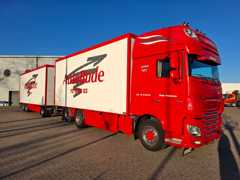 DAF XF106-530 / DEB / COMPLETE COMBI / SIDE DOORS / 2XPLATFORM 2500KG / ONLY:773032 KM / LWDS / LEATHER / EURO-6 / 2017 - Camião furgão: foto 3 DAF XF106-530 / DEB / COMPLETE COMBI / SIDE DOORS / 2XPLATFORM 2500KG / ONLY:773032 KM / LWDS / LEATHER / EURO-6 / 2017 - Camião furgão: foto 3