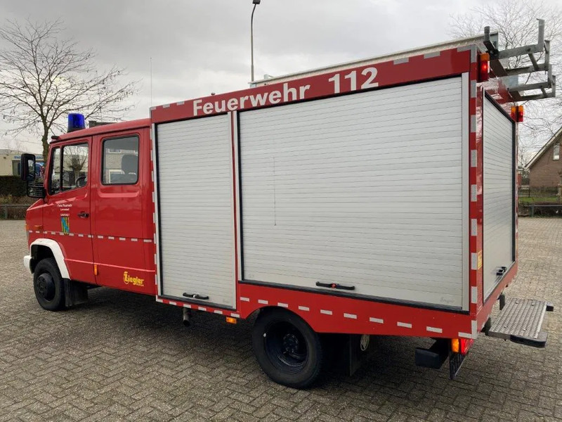 Mercedes-Benz VARIO 612D / GERMAN TRUCK / CREWCAB / WATERTANK / ONLY:34231 KM / DOUBLE AIR REAR / TOP CONDITION / MARGE / MANUAL / EURO-3 / 19 - Carro de bombeiro: foto 3 Mercedes-Benz VARIO 612D / GERMAN TRUCK / CREWCAB / WATERTANK / ONLY:34231 KM / DOUBLE AIR REAR / TOP CONDITION / MARGE / MANUAL / EURO-3 / 19 - Carro de bombeiro: foto 3
