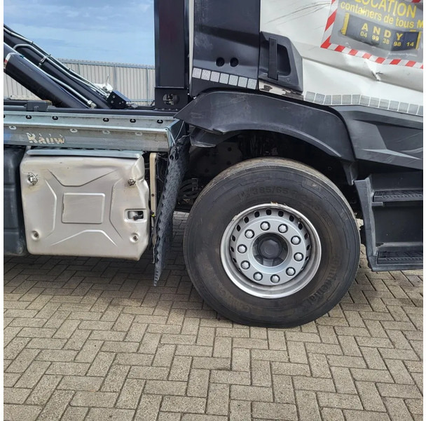 Locação financeira de Renault C440 / ENGINE RUNNING / !! ONLY:8701 KM !! / 6X4 / BIG AXLE / PALFINGER 20TON HOOK / GEN2 V2 TACHO / AUTOMATIC / EURO-6 / 2025 Renault C440 / ENGINE RUNNING / !! ONLY:8701 KM !! / 6X4 / BIG AXLE / PALFINGER 20TON HOOK / GEN2 V2 TACHO / AUTOMATIC / EURO-6 / 2025: foto 19