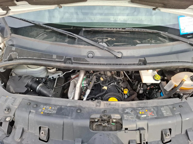 Carrinha basculante Renault Master / TIPPER / ONLY:59243 KM / NAVI / AIRCO / TEMPOMAAT / MANUAL / EURO-6 / 2021: foto 12 Carrinha basculante Renault Master / TIPPER / ONLY:59243 KM / NAVI / AIRCO / TEMPOMAAT / MANUAL / EURO-6 / 2021: foto 12