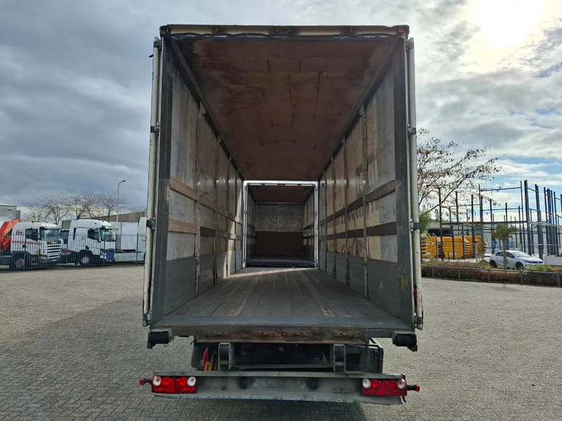 Renault T480 COMFORT / DOUBLE TANK / TIR LINE / TUV:30-03-2026 / THROUGH LOADING SYSTEM / LWDS / AUTOMATIC / EURO-6 / 2017 - Camião de lona: foto 5 Renault T480 COMFORT / DOUBLE TANK / TIR LINE / TUV:30-03-2026 / THROUGH LOADING SYSTEM / LWDS / AUTOMATIC / EURO-6 / 2017 - Camião de lona: foto 5