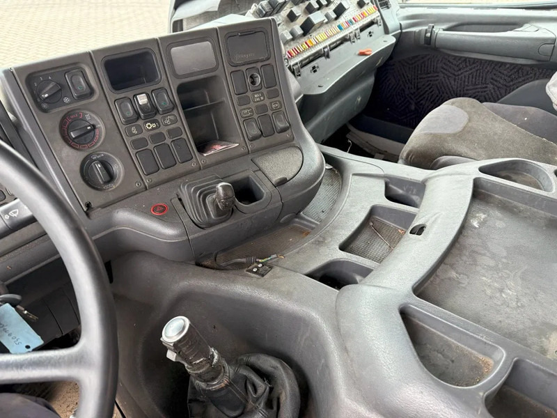 Camião chassi Scania 124-420 / ENGINE RUNNING / RETARDER / BIG AXLE / FULL-STEEL / ONLY: 540918 KM / OLD TACHO / AIRCO / MANUAL / EURO-3 / 2002: foto 18