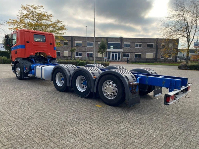 Scania G400 / 8X4 / 9TON FRONT AXLE / PTO / LIFT+LENKACHSE / ALCOA'S / AIRCO / MANUAL / EURO-5 / 2011 - Camião chassi: foto 3 Scania G400 / 8X4 / 9TON FRONT AXLE / PTO / LIFT+LENKACHSE / ALCOA'S / AIRCO / MANUAL / EURO-5 / 2011 - Camião chassi: foto 3