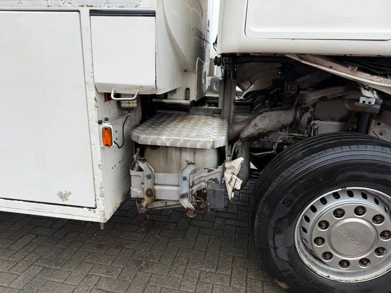 Camião cisterna Scania R480 / ENGINE RUNING / RETARDER / 4 COMPARTIMENTS / 18000 LITER TOTAAL / LIFT+LENKACHSE / AUTOMATIC / EURO-5 / 2009: foto 10