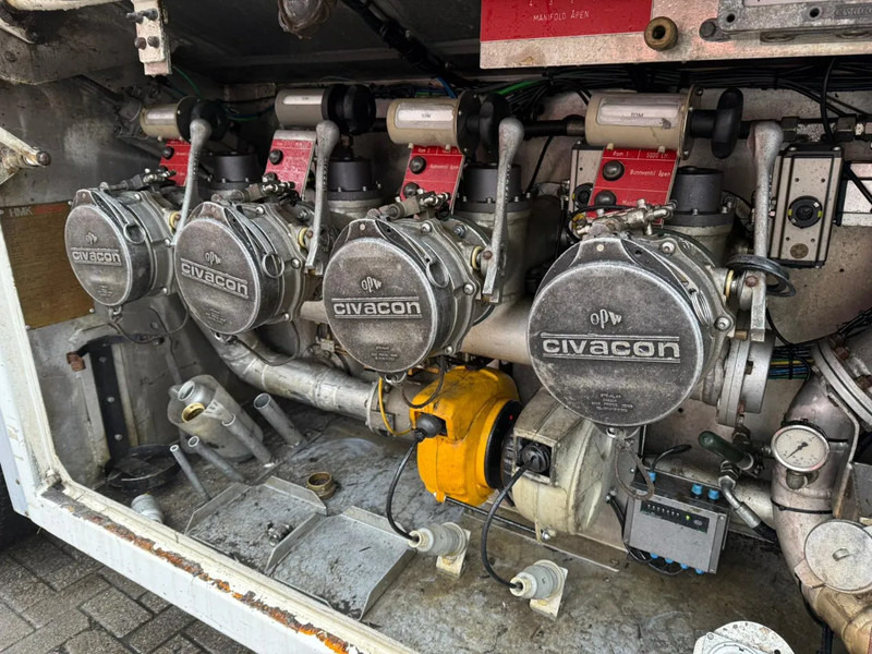 Camião cisterna Scania R480 / ENGINE RUNING / RETARDER / 4 COMPARTIMENTS / 18000 LITER TOTAAL / LIFT+LENKACHSE / AUTOMATIC / EURO-5 / 2009: foto 15
