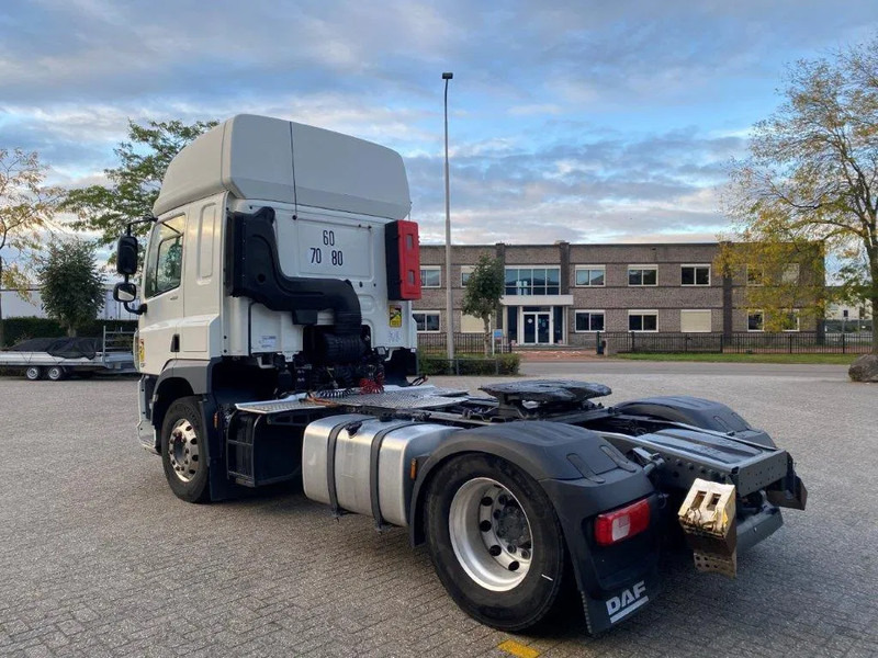 DAF CF450 / ADR / INTARDER / LWDS / ONLY:423325 KM / PARKCOOL / AUTOMATIC / EURO-6 / 2018 - Tractor: foto 3 DAF CF450 / ADR / INTARDER / LWDS / ONLY:423325 KM / PARKCOOL / AUTOMATIC / EURO-6 / 2018 - Tractor: foto 3