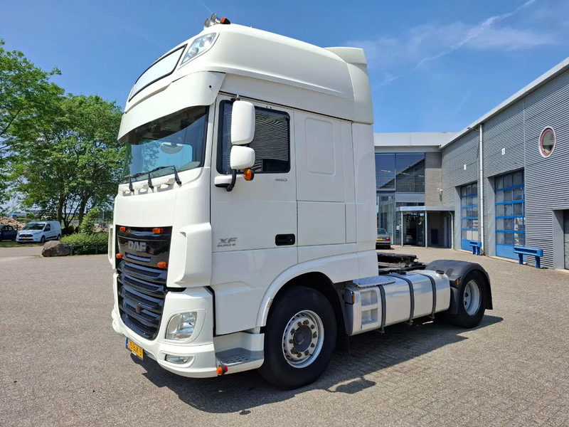 DAF XF106-460 / CLEAN NL TRUCK / DOUBLE TANK / 751675 KM / ACC / LWDS / FRIDGE / AUTOMATIC / EURO-6 / 2017 - Tractor: foto 1 DAF XF106-460 / CLEAN NL TRUCK / DOUBLE TANK / 751675 KM / ACC / LWDS / FRIDGE / AUTOMATIC / EURO-6 / 2017 - Tractor: foto 1