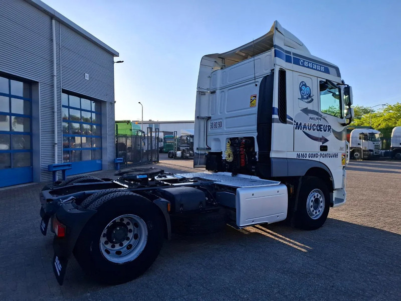 DAF XF106-460 / INTARDER / DEB / MANUAL / AIRCO / CLEAN TRUCK / EURO-6 / 2014 - Tractor: foto 5 DAF XF106-460 / INTARDER / DEB / MANUAL / AIRCO / CLEAN TRUCK / EURO-6 / 2014 - Tractor: foto 5