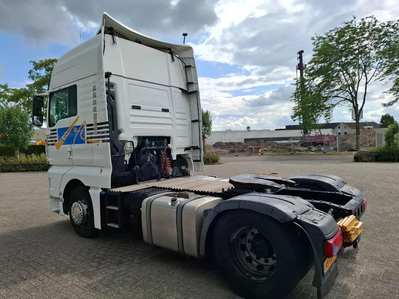 MAN TGX 18.440 / NL TRUCK / TUV:20-02-2026 / DOUBLE TANK / NAVI / FRIDGE / MICROWAVE / ACC / LWDS / AUTOMATIC / EURO-6 / 2016 - Tractor: foto 3 MAN TGX 18.440 / NL TRUCK / TUV:20-02-2026 / DOUBLE TANK / NAVI / FRIDGE / MICROWAVE / ACC / LWDS / AUTOMATIC / EURO-6 / 2016 - Tractor: foto 3