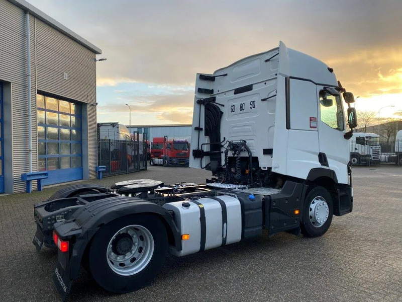 Renault T480 COMFORT / DOUBLE TANK / LWDS / AIRCO / 2XBED / AUTOMATIC / EURO-6 / 2016 - Tractor: foto 5 Renault T480 COMFORT / DOUBLE TANK / LWDS / AIRCO / 2XBED / AUTOMATIC / EURO-6 / 2016 - Tractor: foto 5