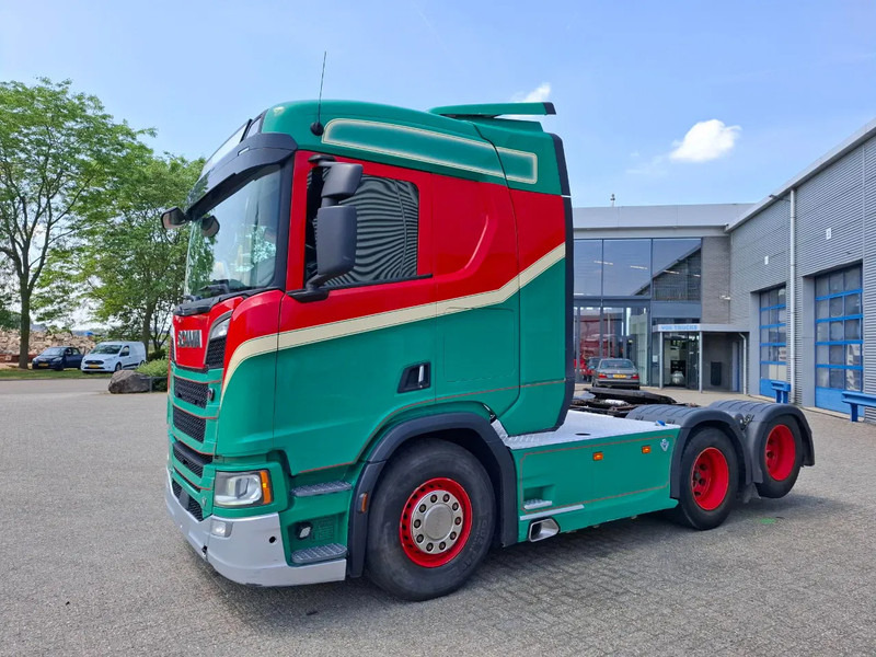 Scania NGS R580 V8 / RETARDER / HYDRAULICS / FULL-AIR / ONLY:644971 KM / LWDS / NAVI / FRIDGE / AUTOMATIC / EURO-6 / 2017 - Tractor: foto 1 Scania NGS R580 V8 / RETARDER / HYDRAULICS / FULL-AIR / ONLY:644971 KM / LWDS / NAVI / FRIDGE / AUTOMATIC / EURO-6 / 2017 - Tractor: foto 1