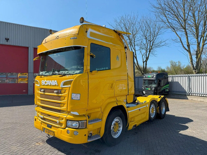 Scania R520 V8 / ENGINE RUNNING / RETARDER / HYDRAULICS / NL TRUCK / LIFT+LENKACHSE / ONLY:717000 KM / EURO-6 /2015 - Tractor: foto 1 Scania R520 V8 / ENGINE RUNNING / RETARDER / HYDRAULICS / NL TRUCK / LIFT+LENKACHSE / ONLY:717000 KM / EURO-6 /2015 - Tractor: foto 1