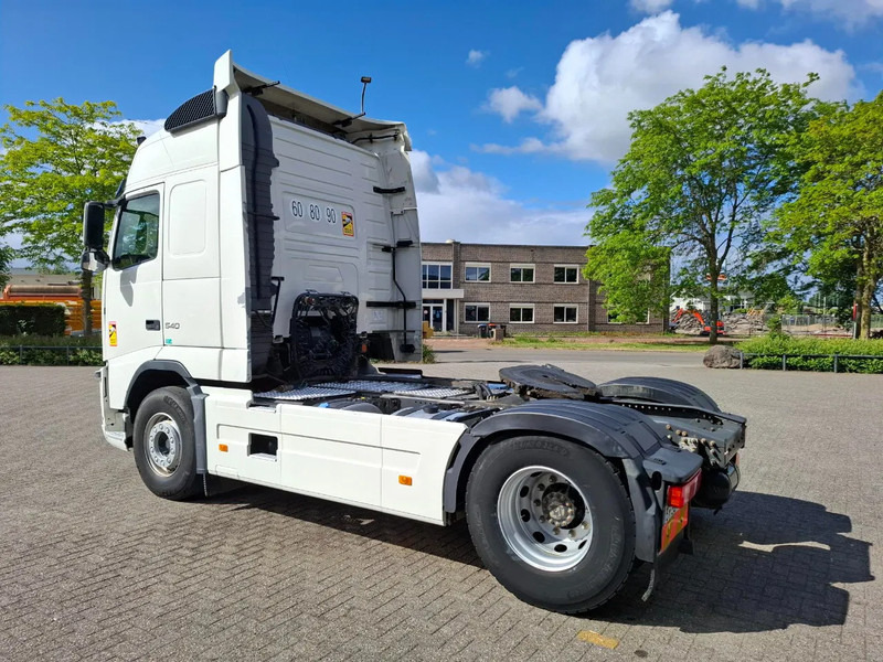 Volvo FH13-540 / HYDRAULICS / VEB+ / TUV:01-04-2026 / FRIDGE / AIRCO / SIDESKIRTS / AUTOMATIC / EURO-5 / 2012 - Tractor: foto 3 Volvo FH13-540 / HYDRAULICS / VEB+ / TUV:01-04-2026 / FRIDGE / AIRCO / SIDESKIRTS / AUTOMATIC / EURO-5 / 2012 - Tractor: foto 3