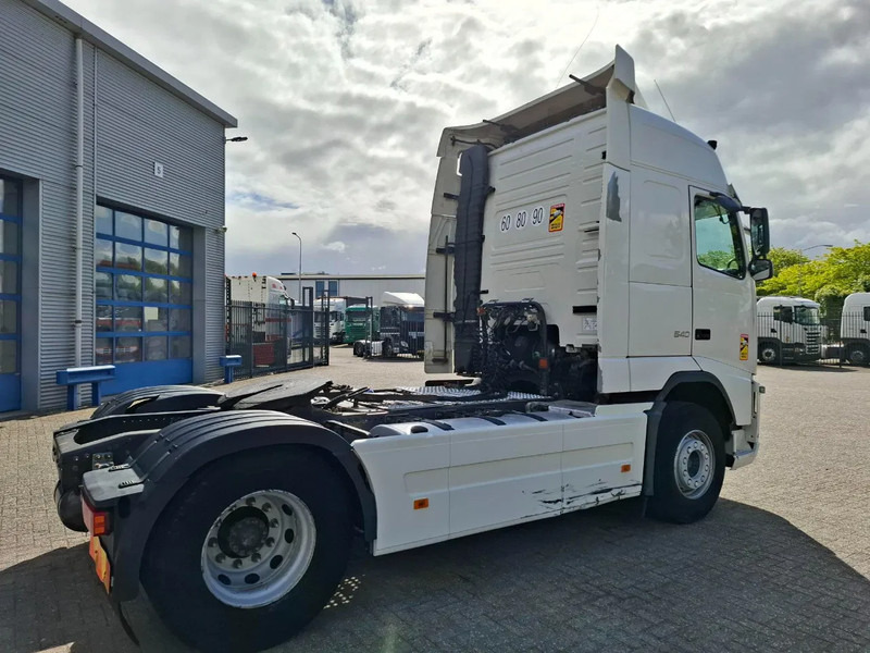 Volvo FH13-540 / HYDRAULICS / VEB+ / TUV:01-04-2026 / FRIDGE / AIRCO / SIDESKIRTS / AUTOMATIC / EURO-5 / 2012 - Tractor: foto 5 Volvo FH13-540 / HYDRAULICS / VEB+ / TUV:01-04-2026 / FRIDGE / AIRCO / SIDESKIRTS / AUTOMATIC / EURO-5 / 2012 - Tractor: foto 5
