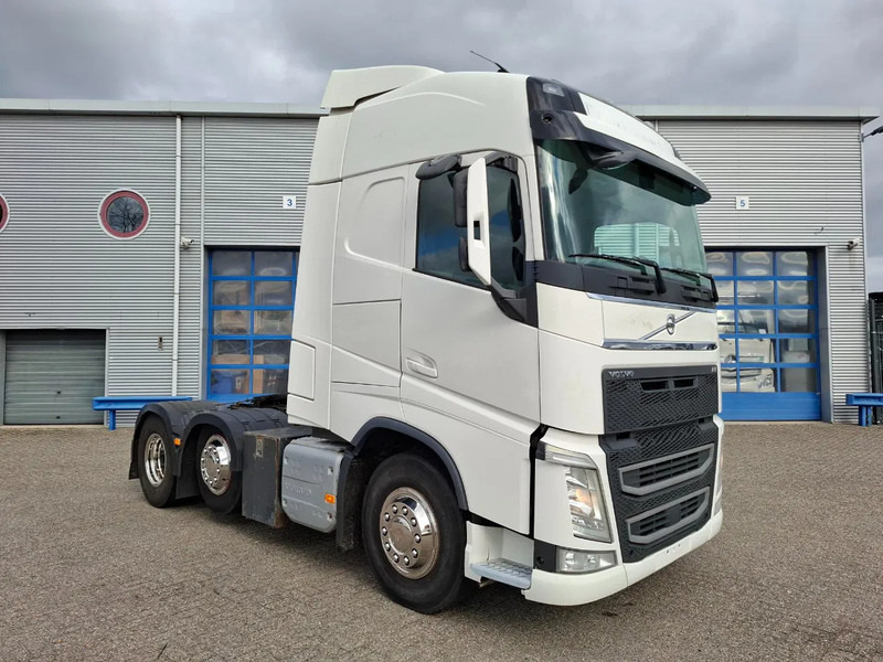 Volvo FH4-460 / VEB+ / ACC / LWDS / LIFT AXLE / 753707 KM / FRIDGE / AUTOMATIC / EURO-6 / 2015 - Tractor: foto 2 Volvo FH4-460 / VEB+ / ACC / LWDS / LIFT AXLE / 753707 KM / FRIDGE / AUTOMATIC / EURO-6 / 2015 - Tractor: foto 2