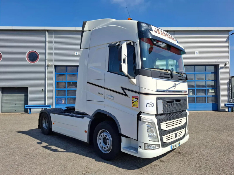 Volvo FH4-460 / VEB+ / DOUBLE TANK / FRIDGE / AUTOMATIC / EURO-6 / 2018 - Tractor: foto 2 Volvo FH4-460 / VEB+ / DOUBLE TANK / FRIDGE / AUTOMATIC / EURO-6 / 2018 - Tractor: foto 2