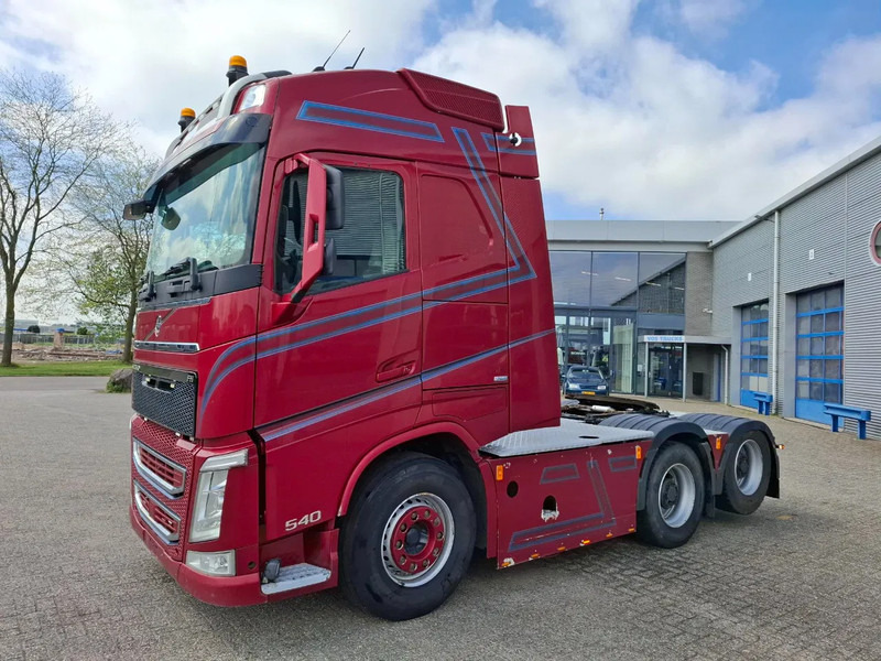 Volvo FH4-540 / 6X4 / BIG AXLE / HYDRAULICS / VEB+ / DYNAMIC STEERING / NAVI / ACC / LWDS / FULL-AIR / LEATHER / AUTOMATIC / EURO-6 / - Tractor: foto 1 Volvo FH4-540 / 6X4 / BIG AXLE / HYDRAULICS / VEB+ / DYNAMIC STEERING / NAVI / ACC / LWDS / FULL-AIR / LEATHER / AUTOMATIC / EURO-6 / - Tractor: foto 1