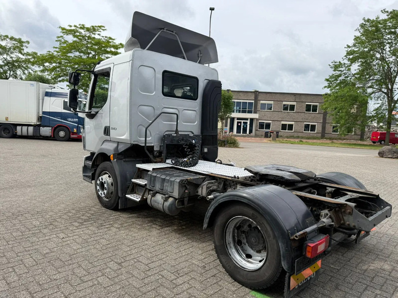 Volvo FL7-240 / ONLY:168549 KM / TUV:22-10-2025 / 3SEATS / MANUAL / EURO-5 / 2011 - Tractor: foto 3 Volvo FL7-240 / ONLY:168549 KM / TUV:22-10-2025 / 3SEATS / MANUAL / EURO-5 / 2011 - Tractor: foto 3