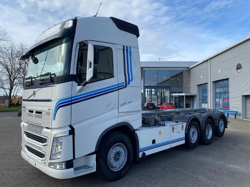 Volvo FH4-500 / 8X2 / VEB+ / DYNAMIC STEERING / FULL-AIR / 2XLIFT+LENKACHSE / TOP CONDITION / ONLY:488030KM / AUTOMATIC / EURO-6 / 201 - Camião com sistema de cabo: foto 2 Volvo FH4-500 / 8X2 / VEB+ / DYNAMIC STEERING / FULL-AIR / 2XLIFT+LENKACHSE / TOP CONDITION / ONLY:488030KM / AUTOMATIC / EURO-6 / 201 - Camião com sistema de cabo: foto 2