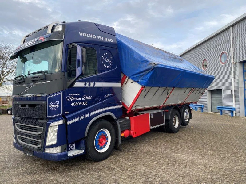 Volvo FH4-540 / VEB+ / ACC / LWDS / 3SIDE TIPPER / DYNAMIC STEERING / LEATHER / FULL-AIR / AUTOMATIC / EURO-6 / 2017 - Camião basculante: foto 2 Volvo FH4-540 / VEB+ / ACC / LWDS / 3SIDE TIPPER / DYNAMIC STEERING / LEATHER / FULL-AIR / AUTOMATIC / EURO-6 / 2017 - Camião basculante: foto 2