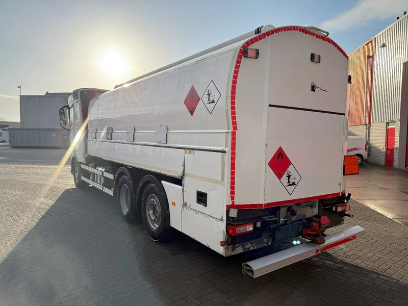 Volvo FH5-500 6X2 / ENGINE RUNNING / LIFT+LENKACHSE / FULL AIR / ADR / EUROTANK / 9-TON FRONT AXLE / EURO-6 / 2022 - Camião cisterna: foto 3 Volvo FH5-500 6X2 / ENGINE RUNNING / LIFT+LENKACHSE / FULL AIR / ADR / EUROTANK / 9-TON FRONT AXLE / EURO-6 / 2022 - Camião cisterna: foto 3
